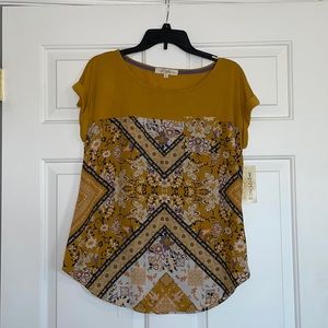Women’s Mustard Yellow Top Size Large
